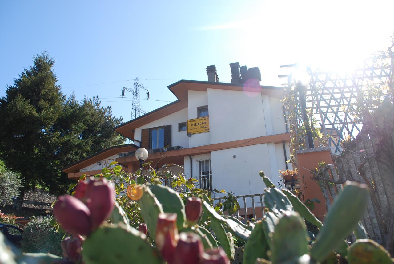 Hotel Mirador Aulla Bagian luar foto