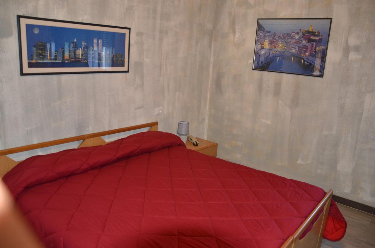 Hotel Mirador Aulla Bagian luar foto